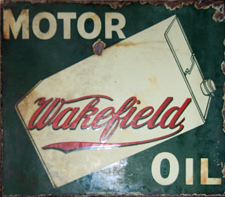 WAKEFIELD MOTOR OIL - click to enlarge